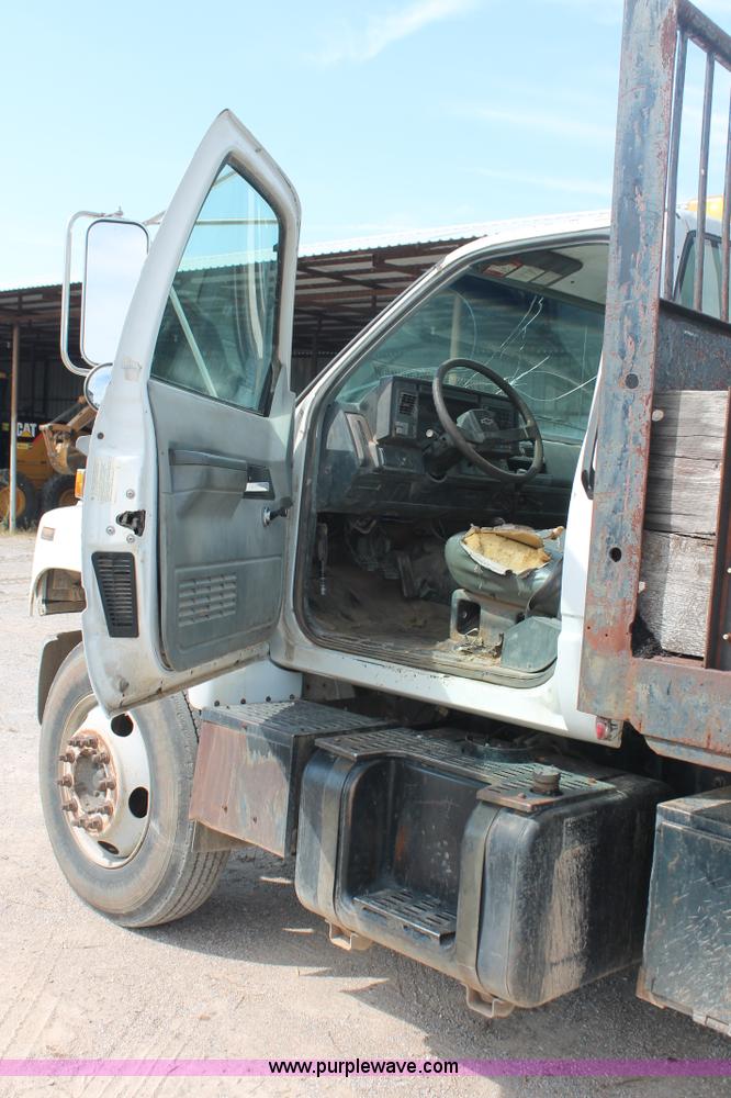 image for item H8118 1997 Chevrolet C7500 dump truck