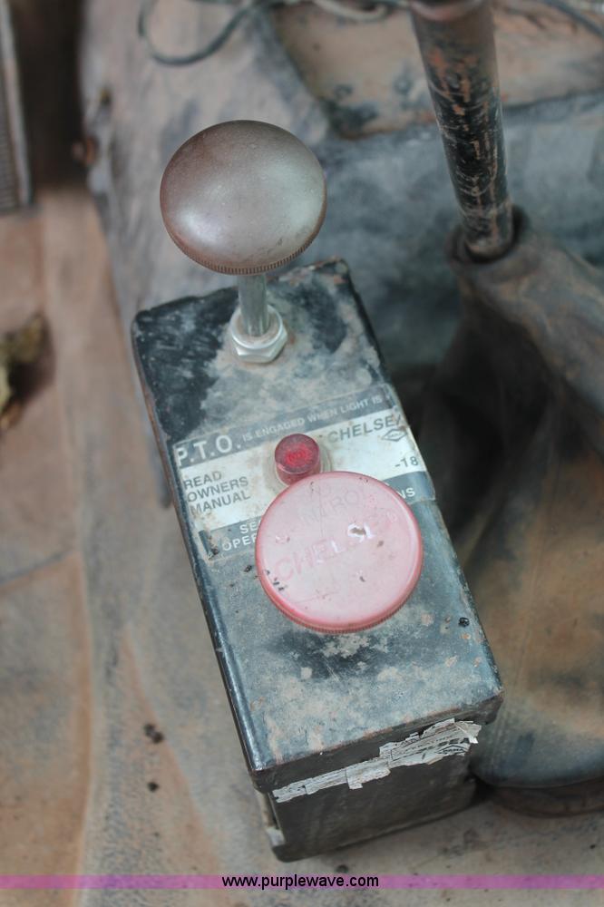 image for item H8118 1997 Chevrolet C7500 dump truck