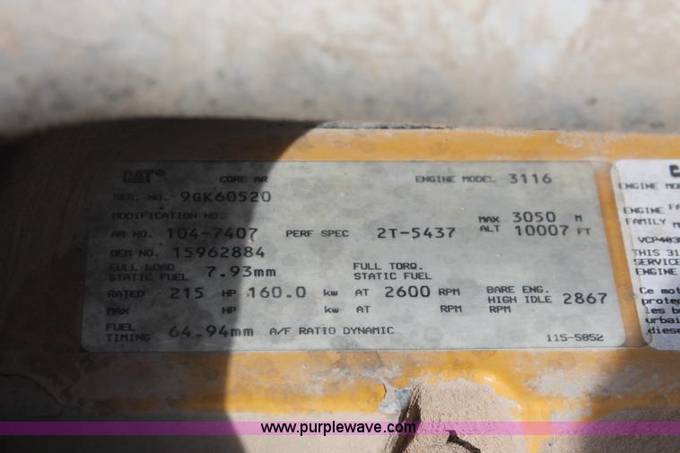 image for item H8118 1997 Chevrolet C7500 dump truck