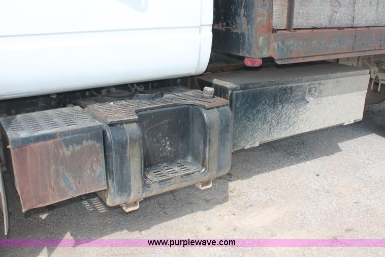 image for item H8118 1997 Chevrolet C7500 dump truck