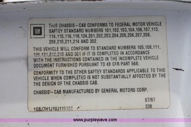 image for item H8118 1997 Chevrolet C7500 dump truck