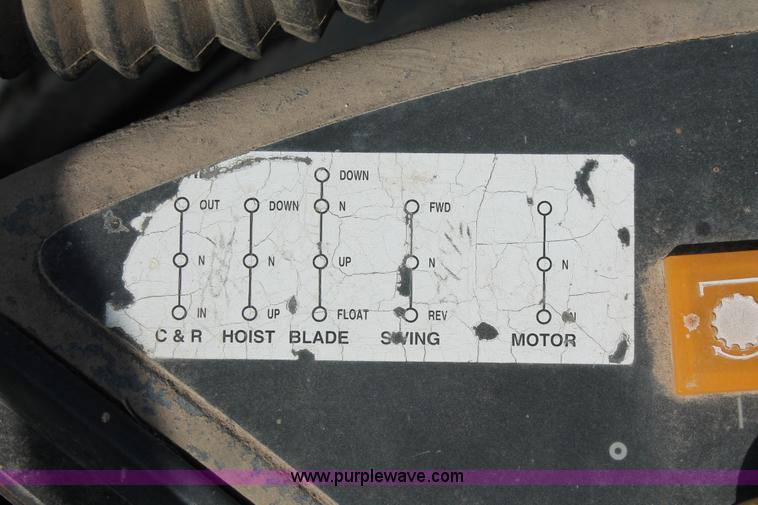 image for item H8121 1999 New Holland 8260 tractor