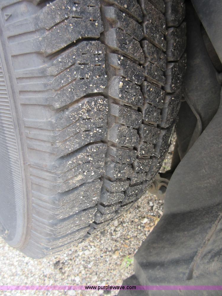 image for item I1978 2005 Ford Explorer XLT Sport SUV