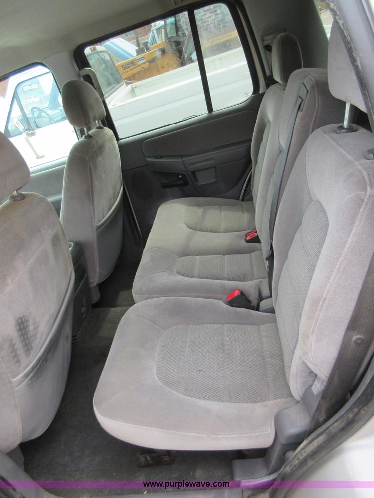 image for item I1978 2005 Ford Explorer XLT Sport SUV