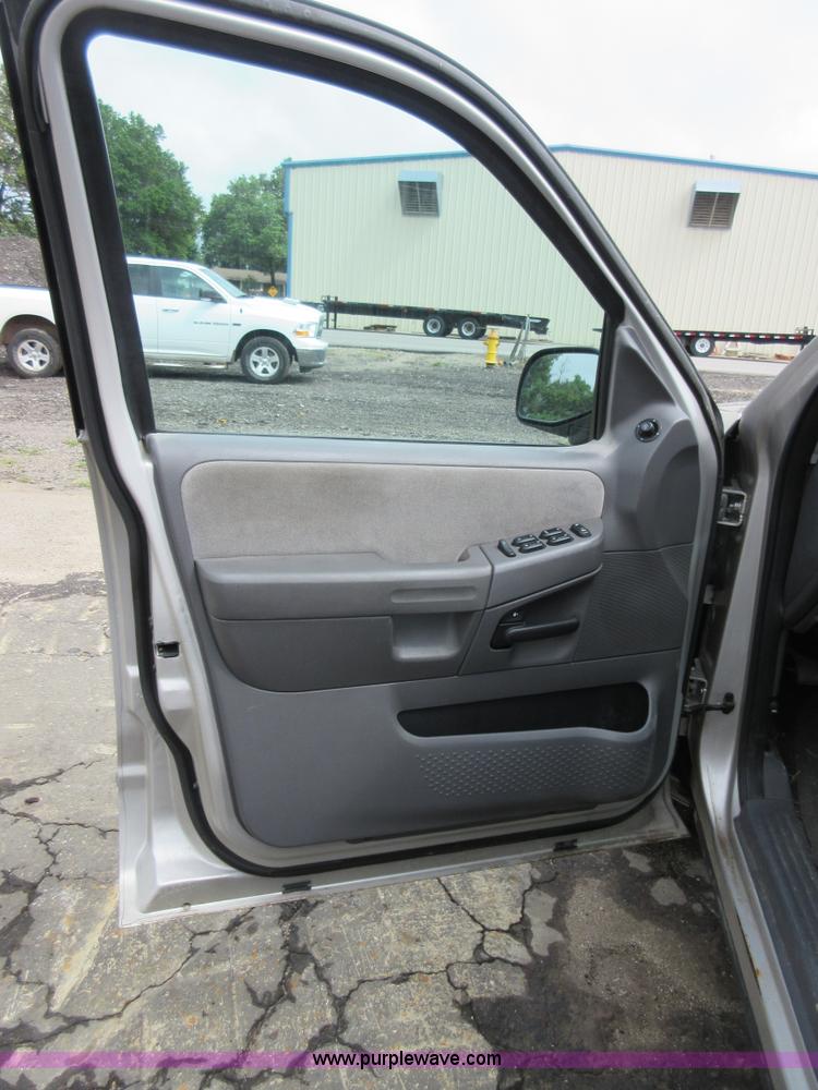 image for item I1978 2005 Ford Explorer XLT Sport SUV