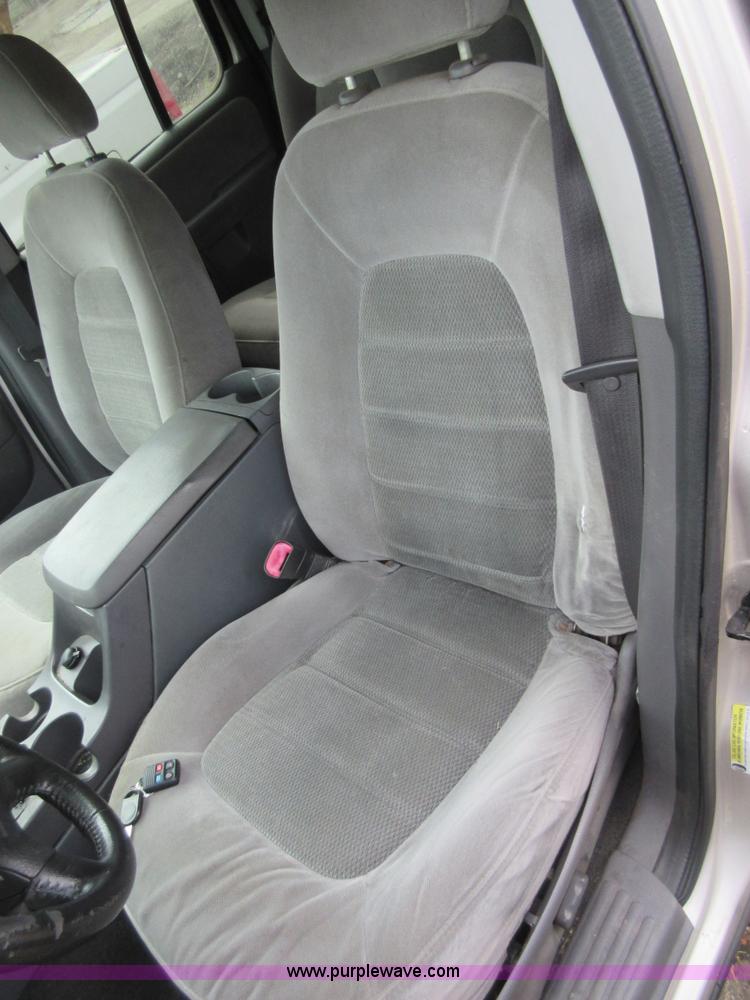 image for item I1978 2005 Ford Explorer XLT Sport SUV