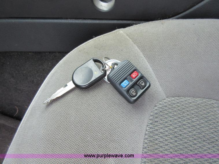 image for item I1978 2005 Ford Explorer XLT Sport SUV