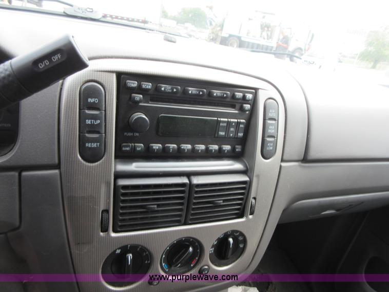 image for item I1978 2005 Ford Explorer XLT Sport SUV