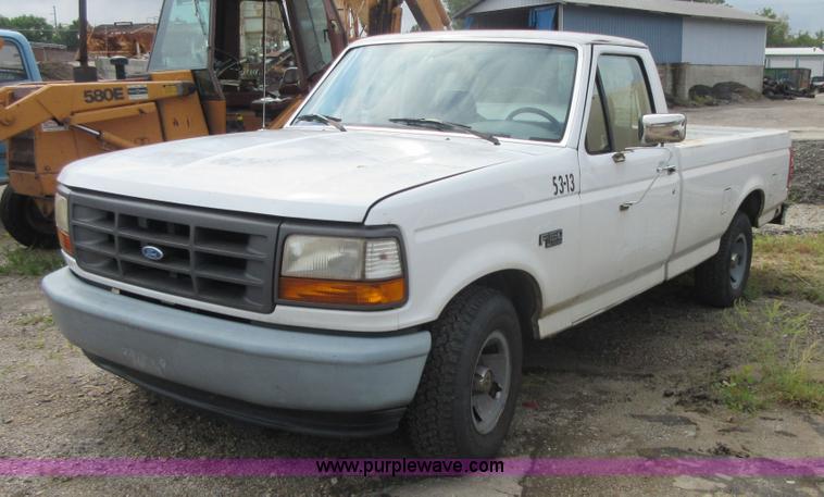 image for item I1979 1995 Ford F150 pickup truck