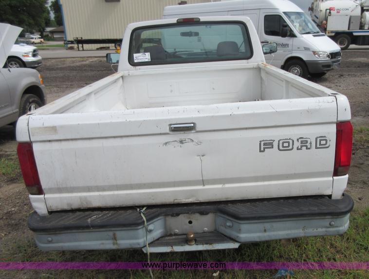 image for item I1979 1995 Ford F150 pickup truck