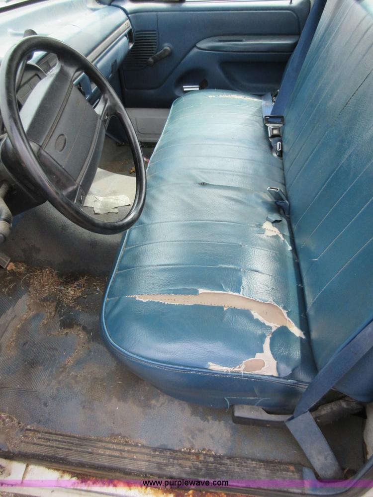 image for item I1979 1995 Ford F150 pickup truck