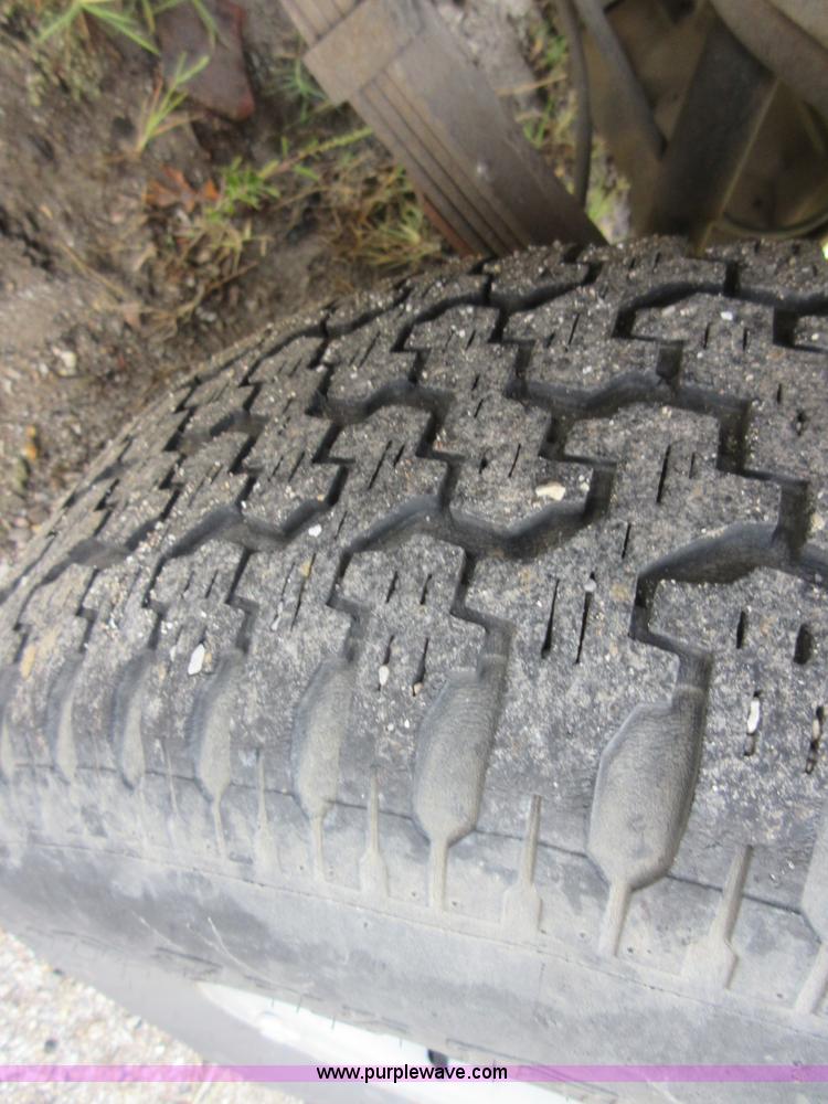 image for item I1979 1995 Ford F150 pickup truck