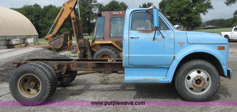 image for item I1981 1968 Chevrolet 40 truck cab and chassis