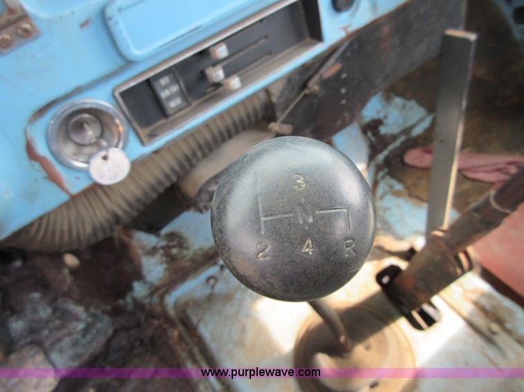 image for item I1981 1968 Chevrolet 40 truck cab and chassis