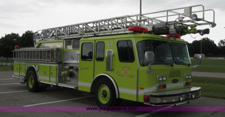 image for item I2030 1993 Hurricane E-One ladder fire truck