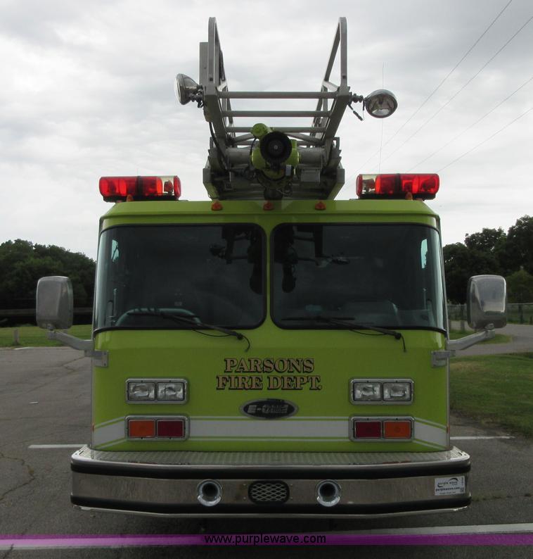 image for item I2030 1993 Hurricane E-One ladder fire truck