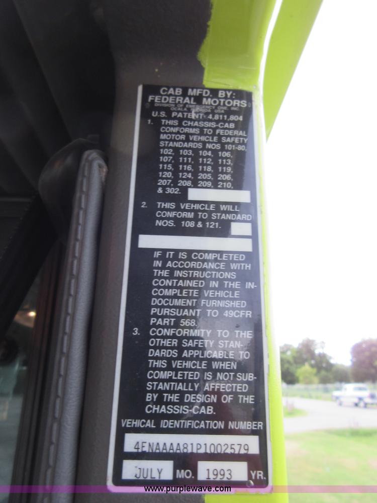 image for item I2030 1993 Hurricane E-One ladder fire truck