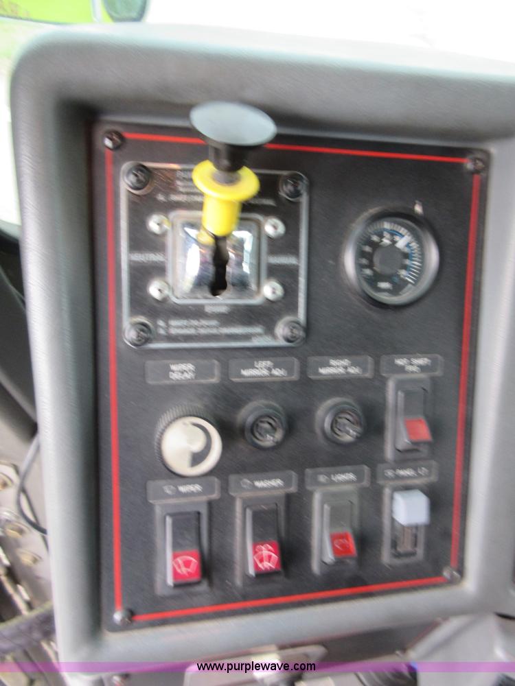 image for item I2030 1993 Hurricane E-One ladder fire truck