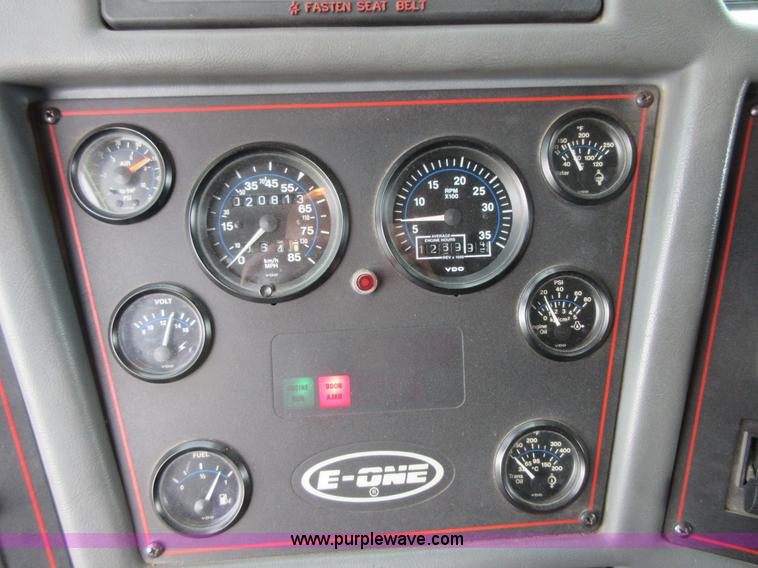 image for item I2030 1993 Hurricane E-One ladder fire truck