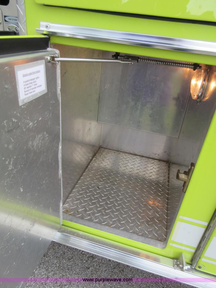 image for item I2030 1993 Hurricane E-One ladder fire truck