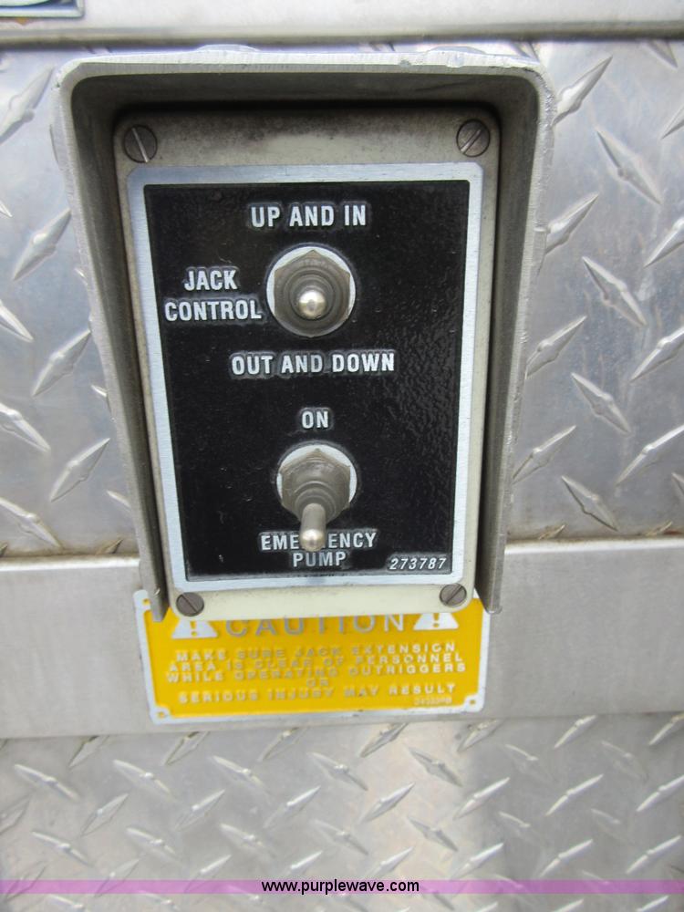 image for item I2030 1993 Hurricane E-One ladder fire truck