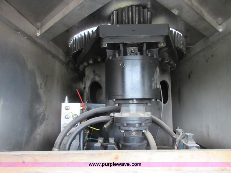 image for item I2030 1993 Hurricane E-One ladder fire truck