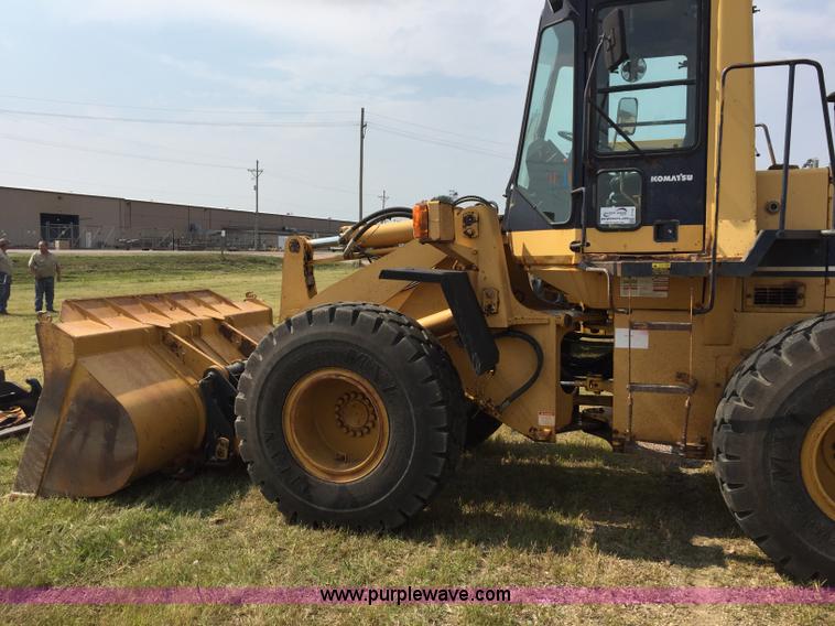 image for item J1743 1993 Komatsu WA250-1 wheel loader