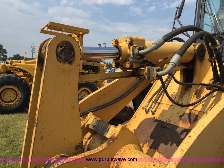 image for item J1743 1993 Komatsu WA250-1 wheel loader