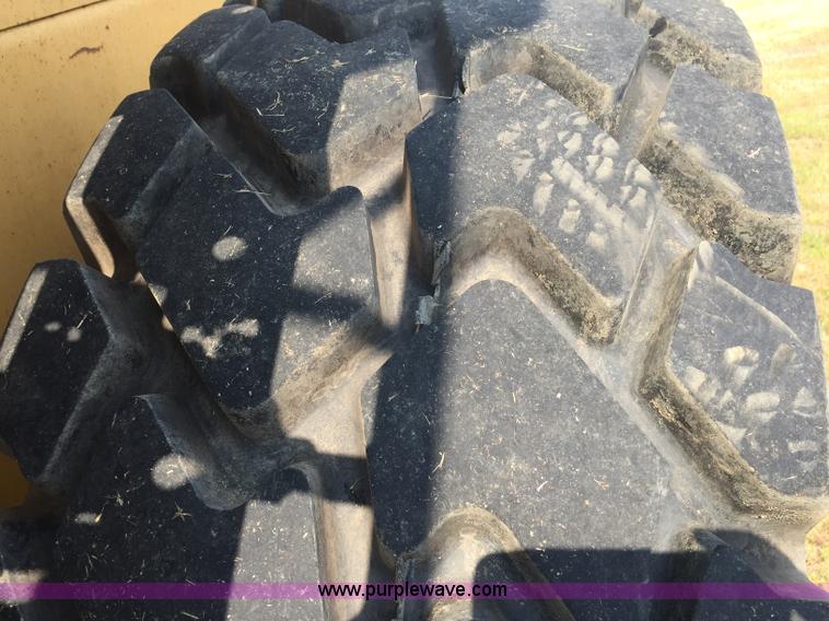 image for item J1743 1993 Komatsu WA250-1 wheel loader