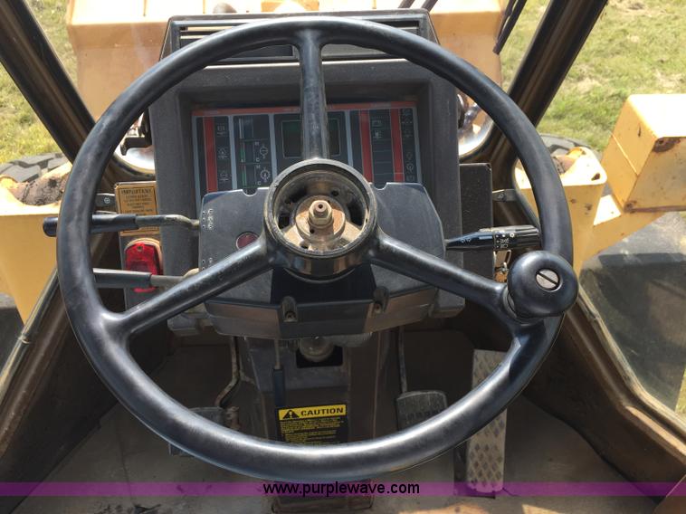 image for item J1743 1993 Komatsu WA250-1 wheel loader