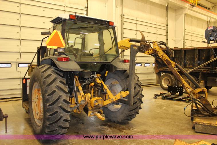 image for item J3514 1999 New Holland TS110 tractor