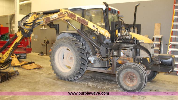 image for item J3514 1999 New Holland TS110 tractor