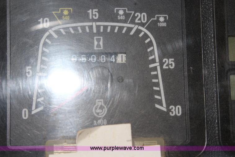 image for item J3514 1999 New Holland TS110 tractor