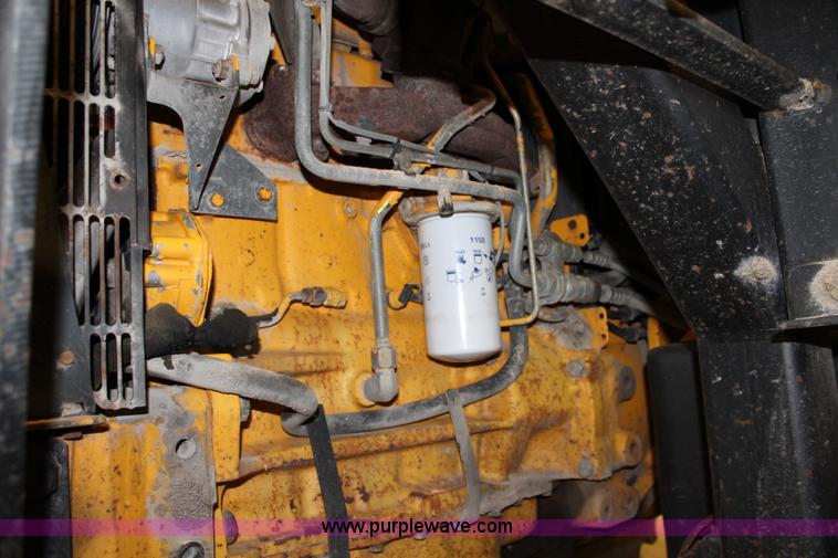 image for item J3514 1999 New Holland TS110 tractor