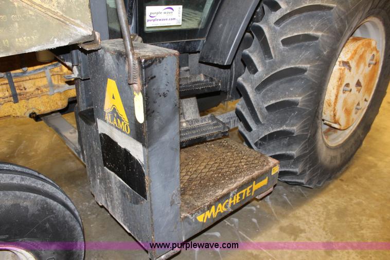 image for item J3514 1999 New Holland TS110 tractor