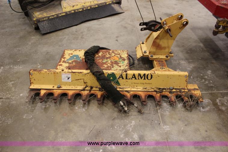 image for item J3514 1999 New Holland TS110 tractor