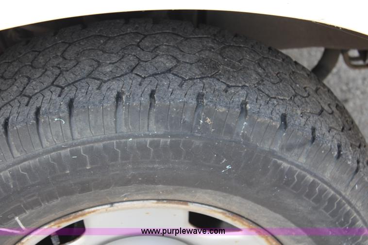 image for item J3525 2005 Ford F250 Super Duty SuperCab pickup truck