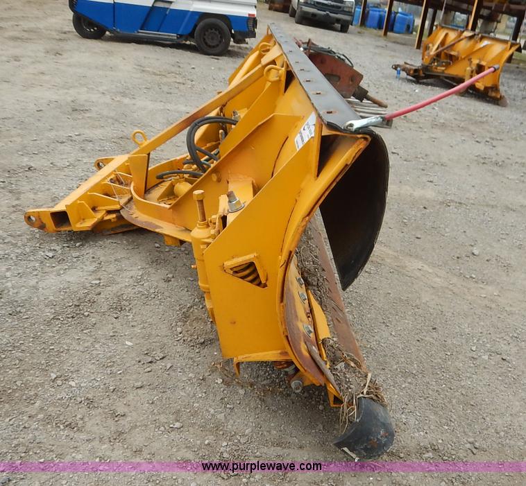image for item J6402 Flink snow plow