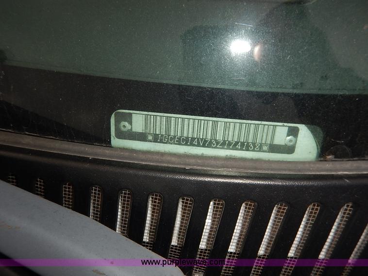 image for item J6408 2003 Chevrolet Silverado 1500 pickup truck