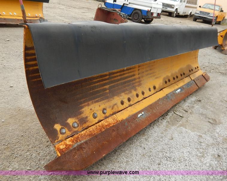 image for item J6409 Flink snow plow