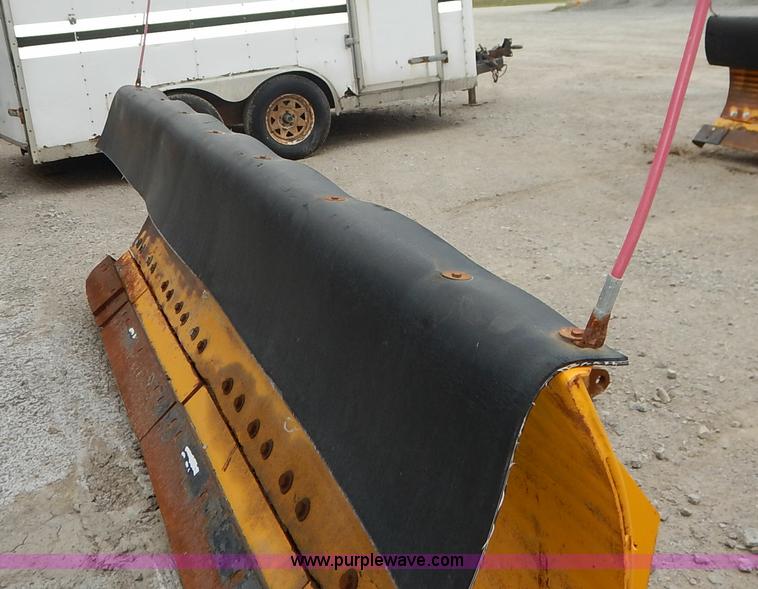 image for item J6409 Flink snow plow