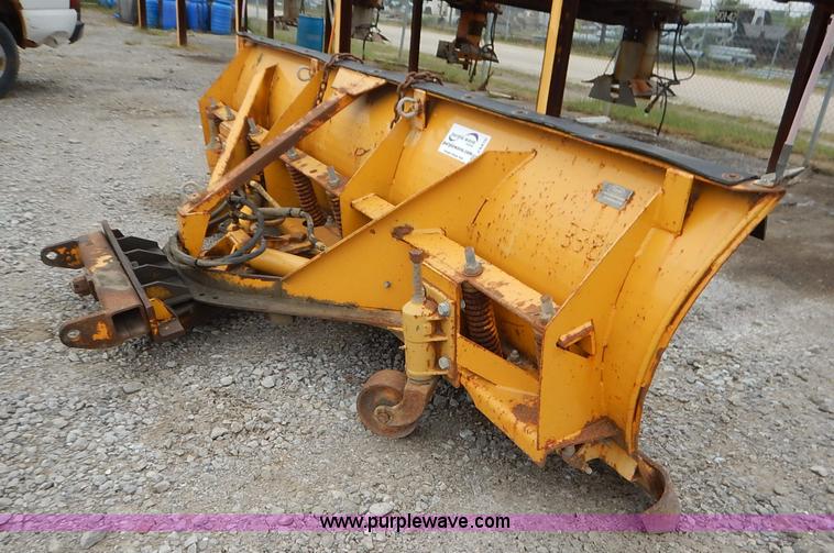 image for item J6410 Flink snow plow