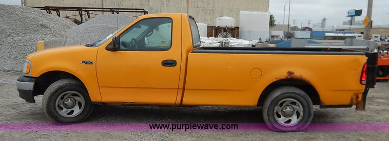 image for item J6411 1999 Ford F150 pickup truck