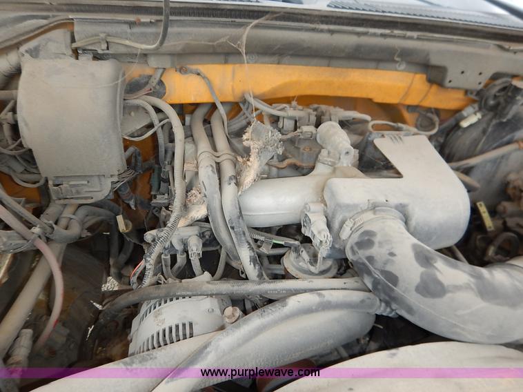 image for item J6411 1999 Ford F150 pickup truck