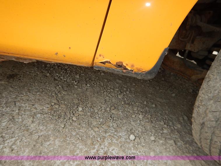 image for item J6411 1999 Ford F150 pickup truck