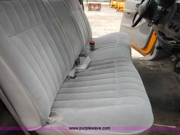 image for item J6411 1999 Ford F150 pickup truck