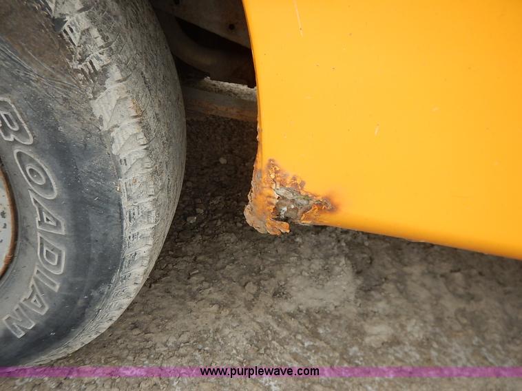 image for item J6411 1999 Ford F150 pickup truck