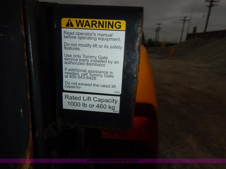 image for item J6411 1999 Ford F150 pickup truck