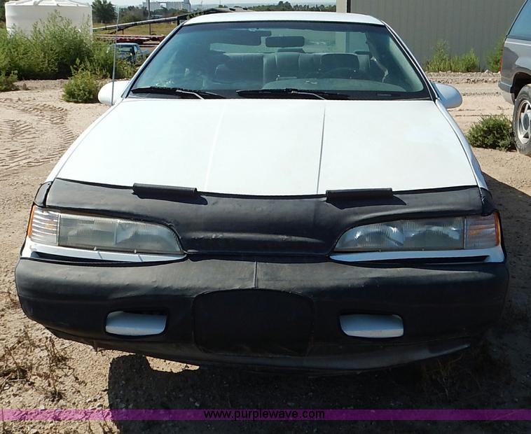 image for item J6436 1993 Ford Thunderbird LX