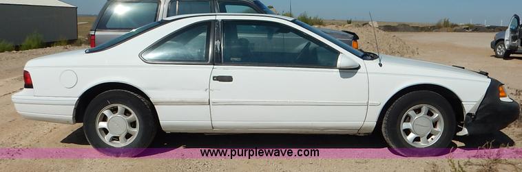 image for item J6436 1993 Ford Thunderbird LX